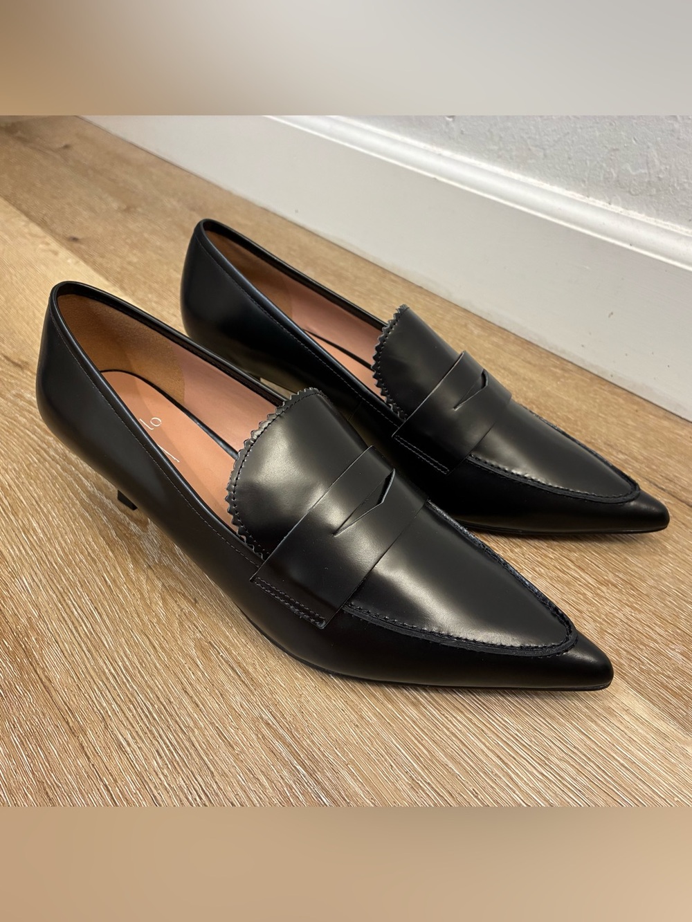 Linea Paolo 'Callisto' Black Leather Penny Loafer Pumps Women 11 M (New No Box)